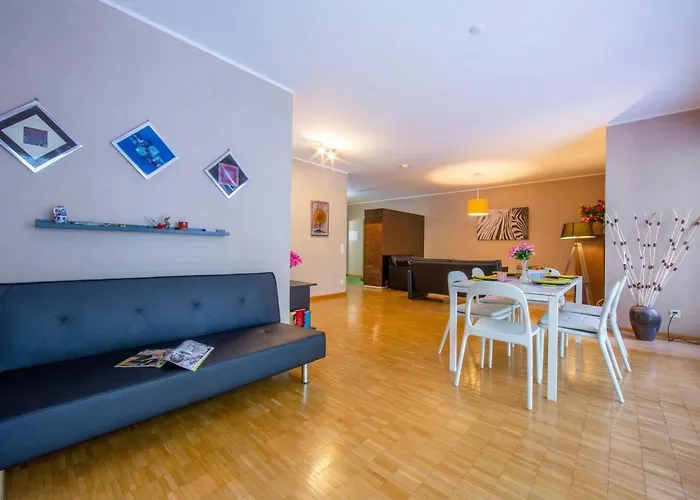 Appartement Maraini Elegante - Happy