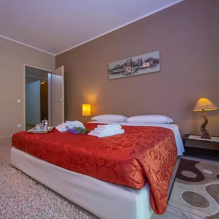 Maraini Elegante - Happy Appartement